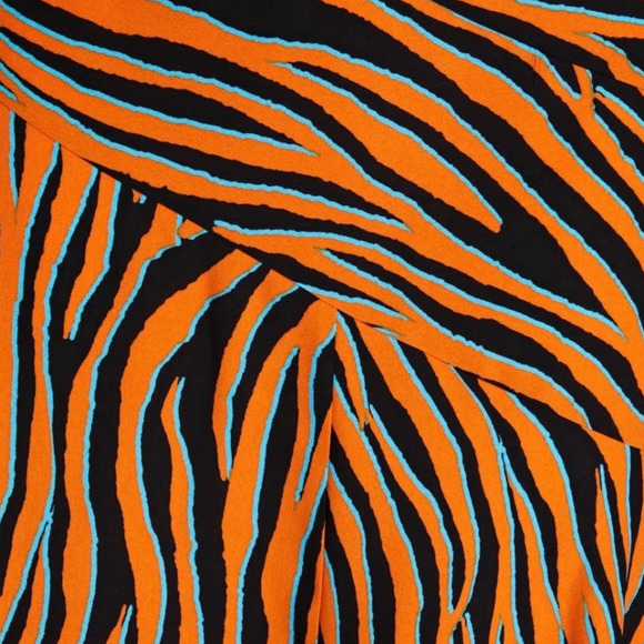 NWT! DVF Diane von Furstenberg Zebra Animal Print Lilo Skirt - Size 8 - Picture 7 of 12